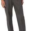 Lee Men's Total Freedom Stretch Relaxed Fit Pleated Front Pant
